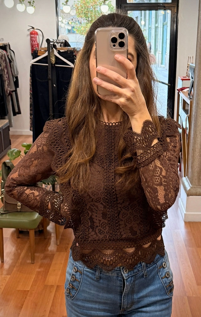 BLUSA DE ENCAJE SEVILLA BLUSA DE ENCAJE SEVILLA