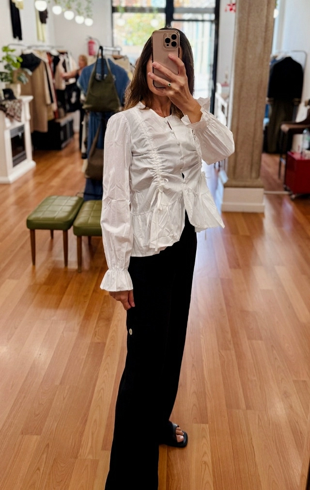 CAMISA FRUNCES BLANCA CAMISA FRUNCES BLANCA