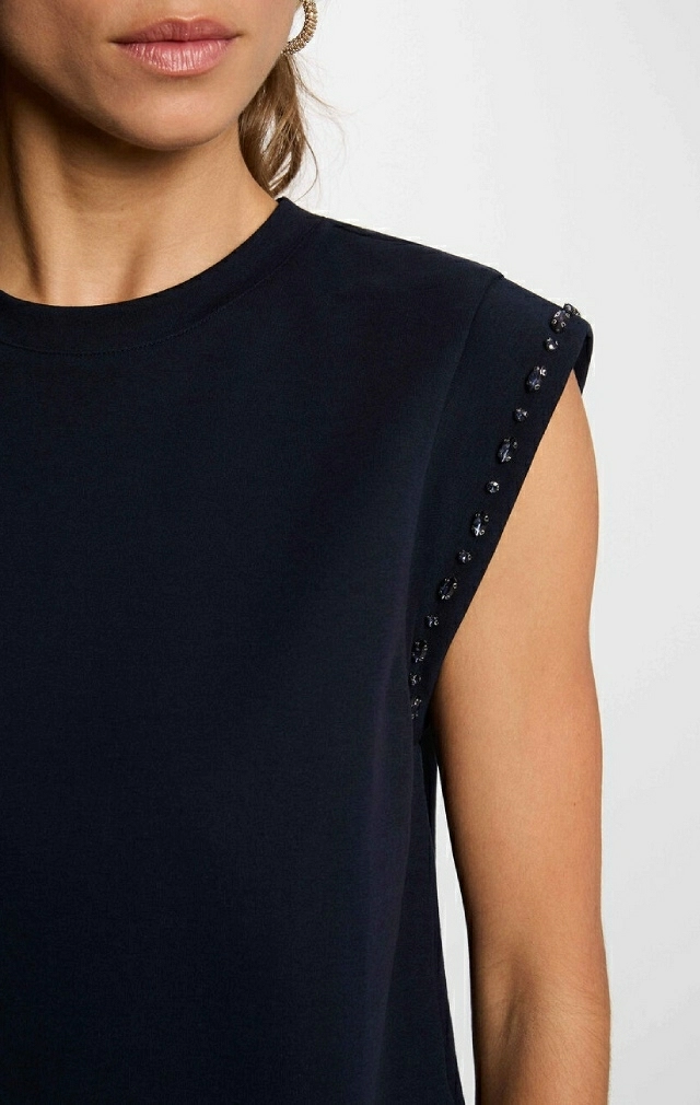 CAMISETA CUELLO REDONDO CON STRASS CAMISETA CUELLO REDONDO CON STRASS