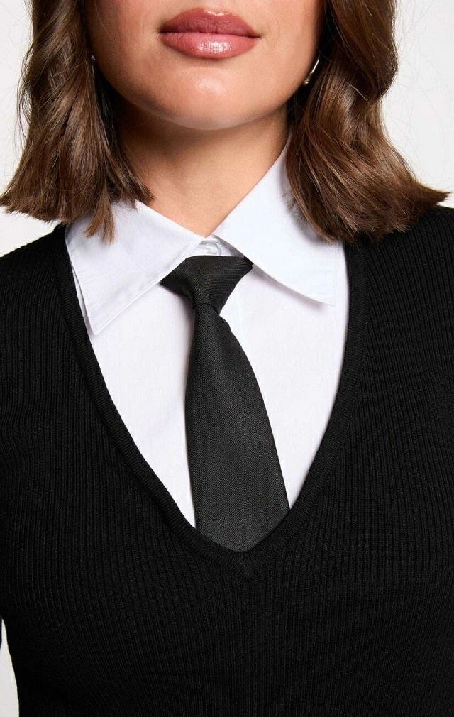 JERSEY CUELLOS DE CAMISA CON CORBATA JERSEY CUELLOS DE CAMISA CON CORBATA