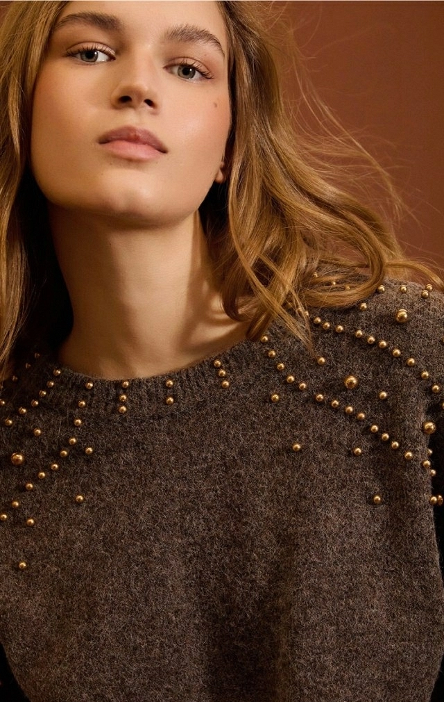 JERSEY DE PUNTO CON PERLAS EN ORO VIEJO