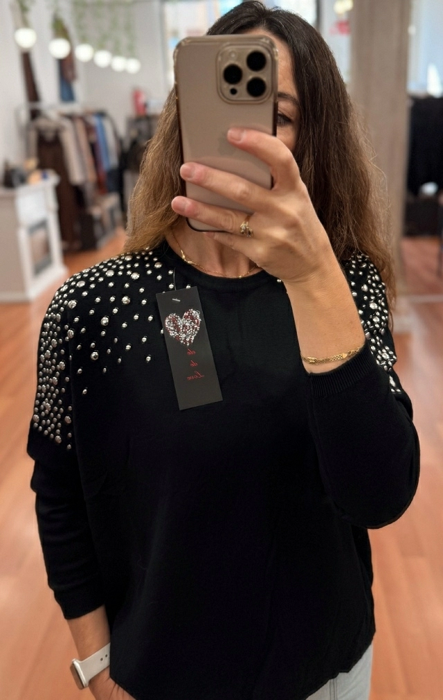 JERSEY LARGO CON TACHAS EN LOS HOMBROS JERSEY LARGO CON TACHAS EN LOS HOMBROS