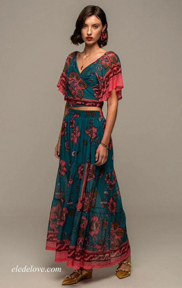 MAGNOLIA WRAP CROP TOP