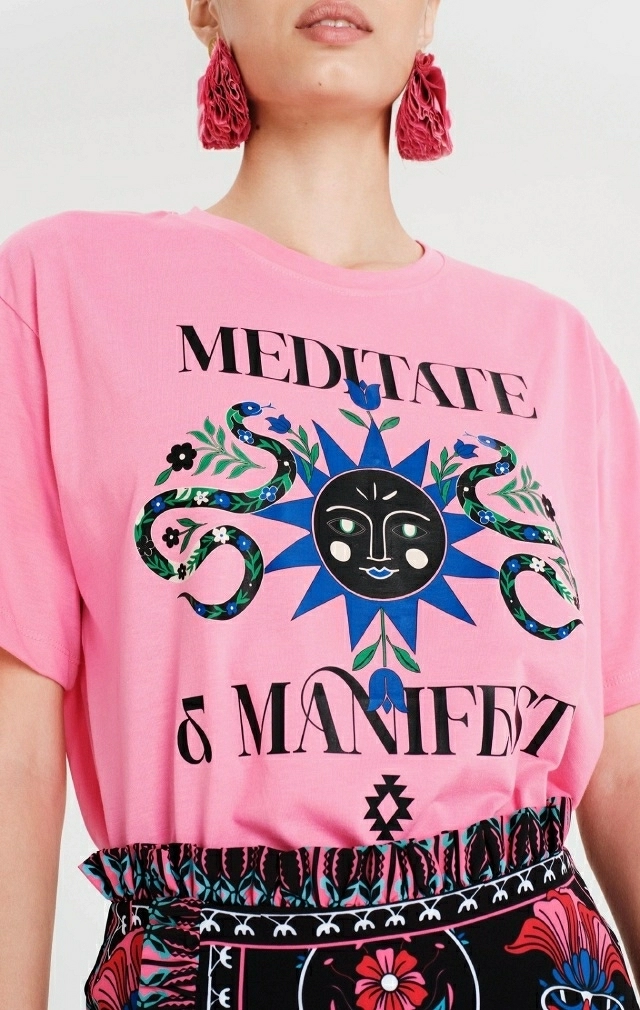 MANIFESTATION T-SHIRT