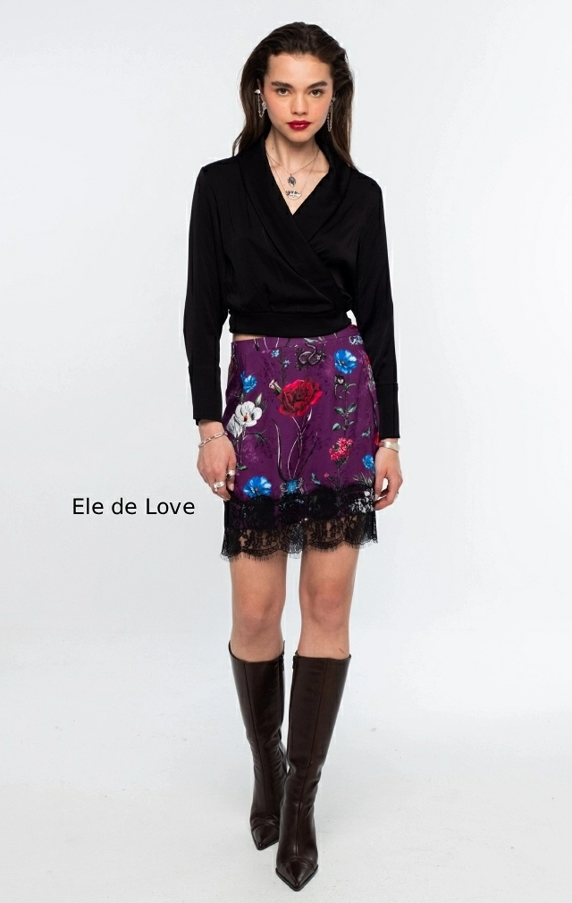 MOSS TOP