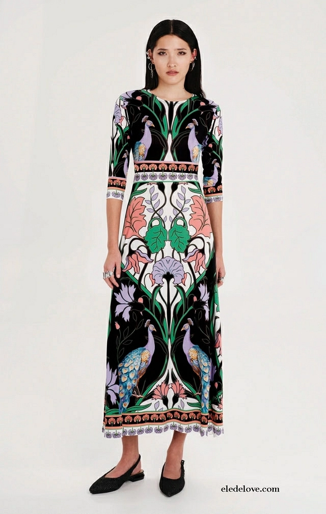 NOSTALGIA MAXI DRESS