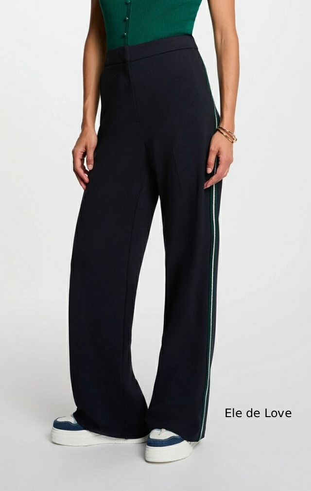 PANTALON ANCHO CON BANDAS LATERALES PANTALON ANCHO CON BANDAS LATERALES