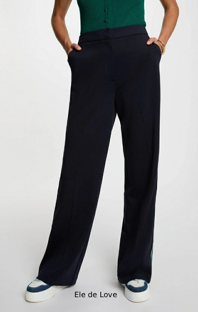 PANTALON ANCHO CON BANDAS LATERALES PANTALON ANCHO CON BANDAS LATERALES