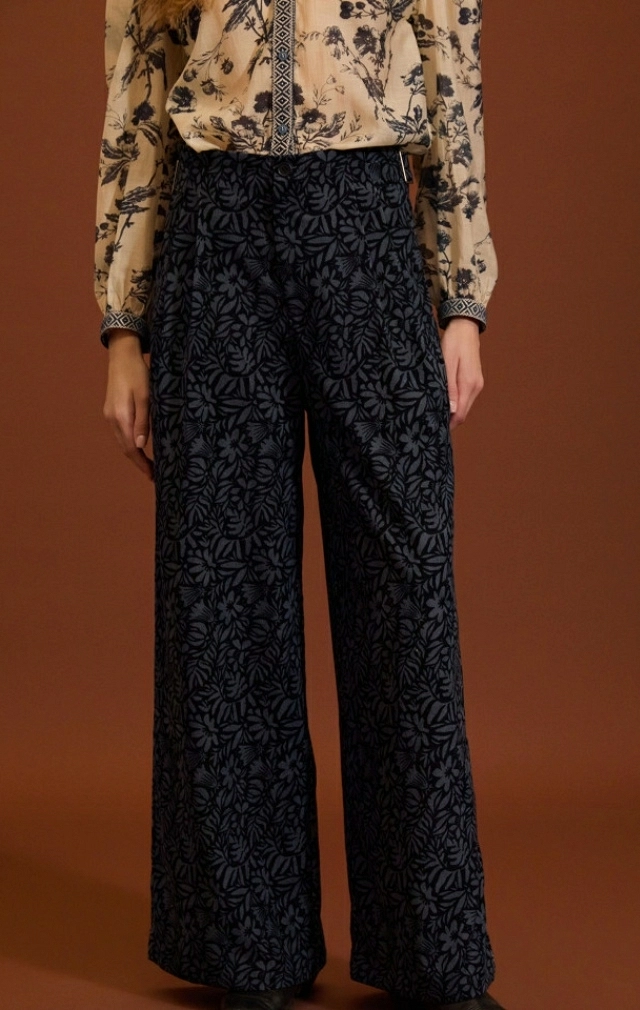 PANTALON DE PANA ESTAMPADO EN AZUL