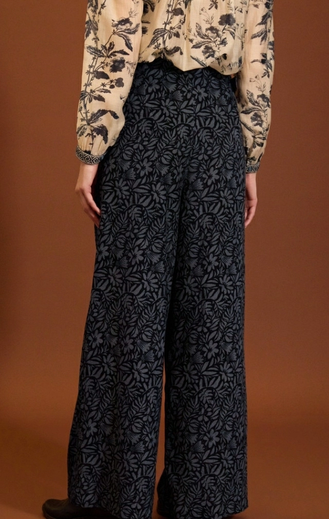 PANTALON DE PANA ESTAMPADO EN AZUL
