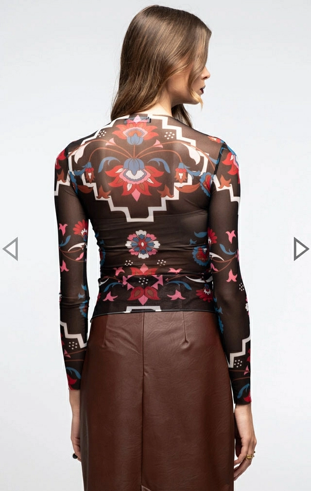 ROMANCER TOP ROMANCER TOP