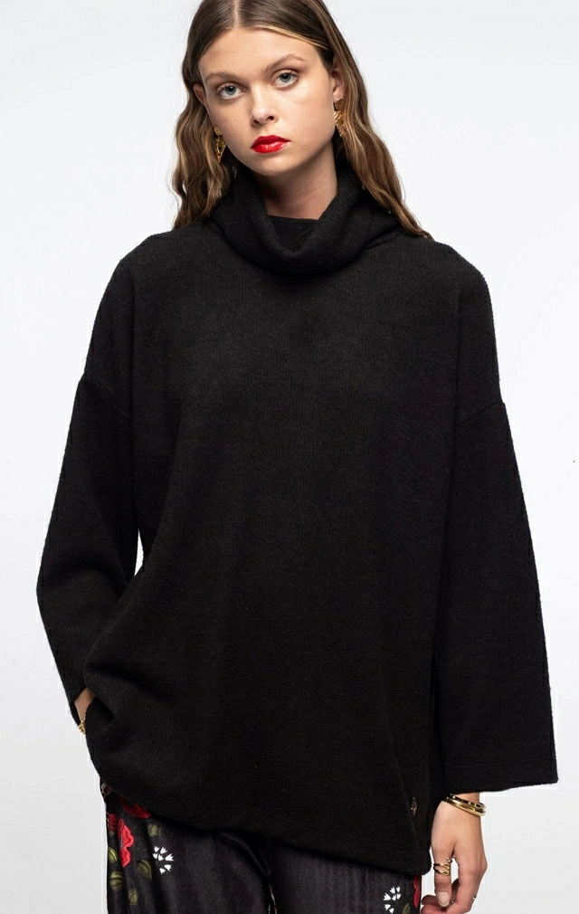 TRANQUIL TURTLENECK TOP TRANQUIL TURTLENECK TOP