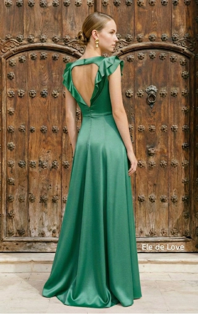 VESTIDO DE RASO ESPALDA CORAZON