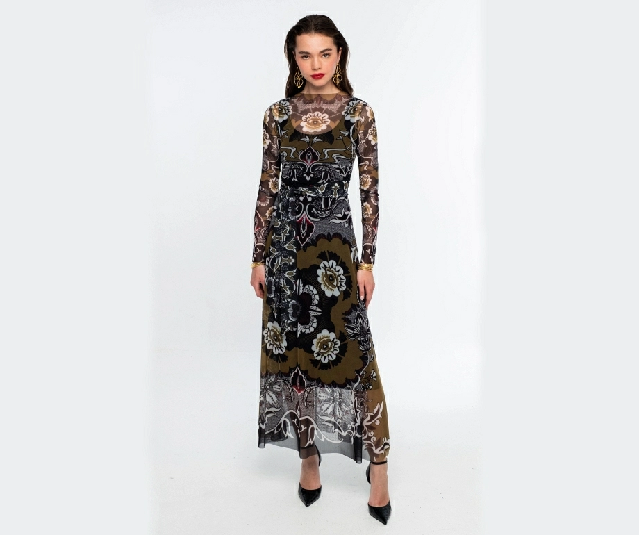 Vestido largo estampado con aire bohemio